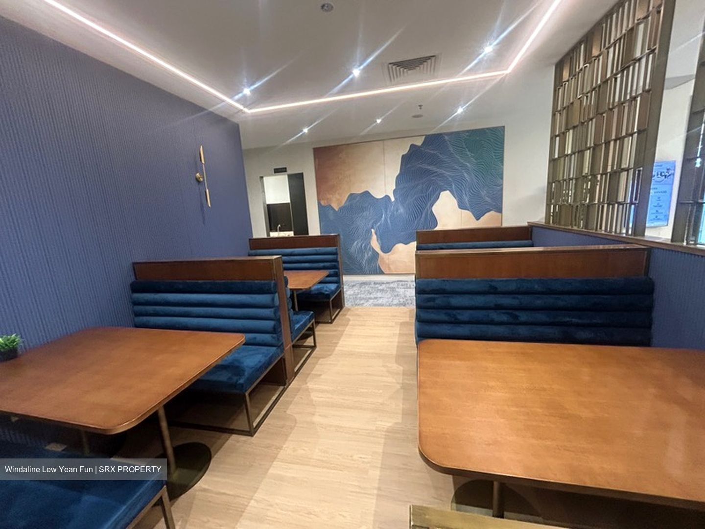 Lippo Centre (D2), Office #486910151